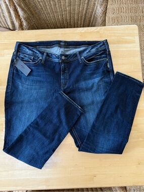 ✨ Brand New With Tags! Silver Jeans Co. Suki Super Skinny Jeans - SZ 24/L31 ✨